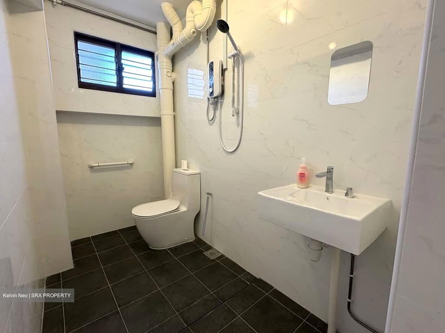Blk 230H Tampines Street 21 (Tampines), HDB Executive #578156601